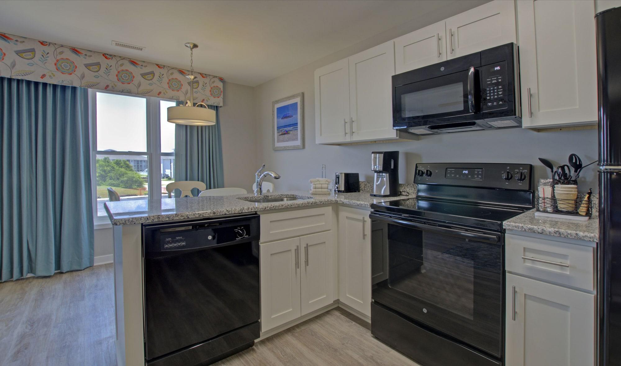 Atlantic Beach Resort, A Ramada By Wyndham Exteriör bild