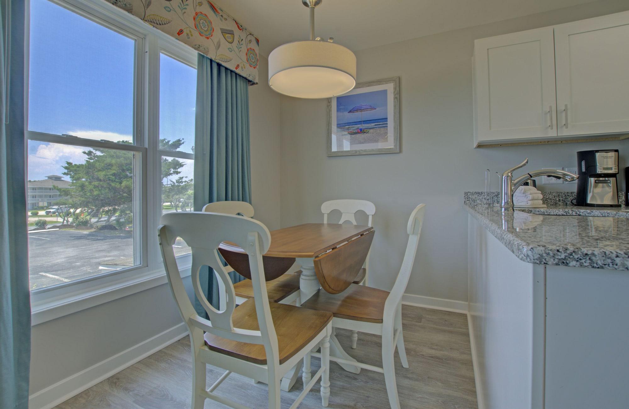 Atlantic Beach Resort, A Ramada By Wyndham Exteriör bild