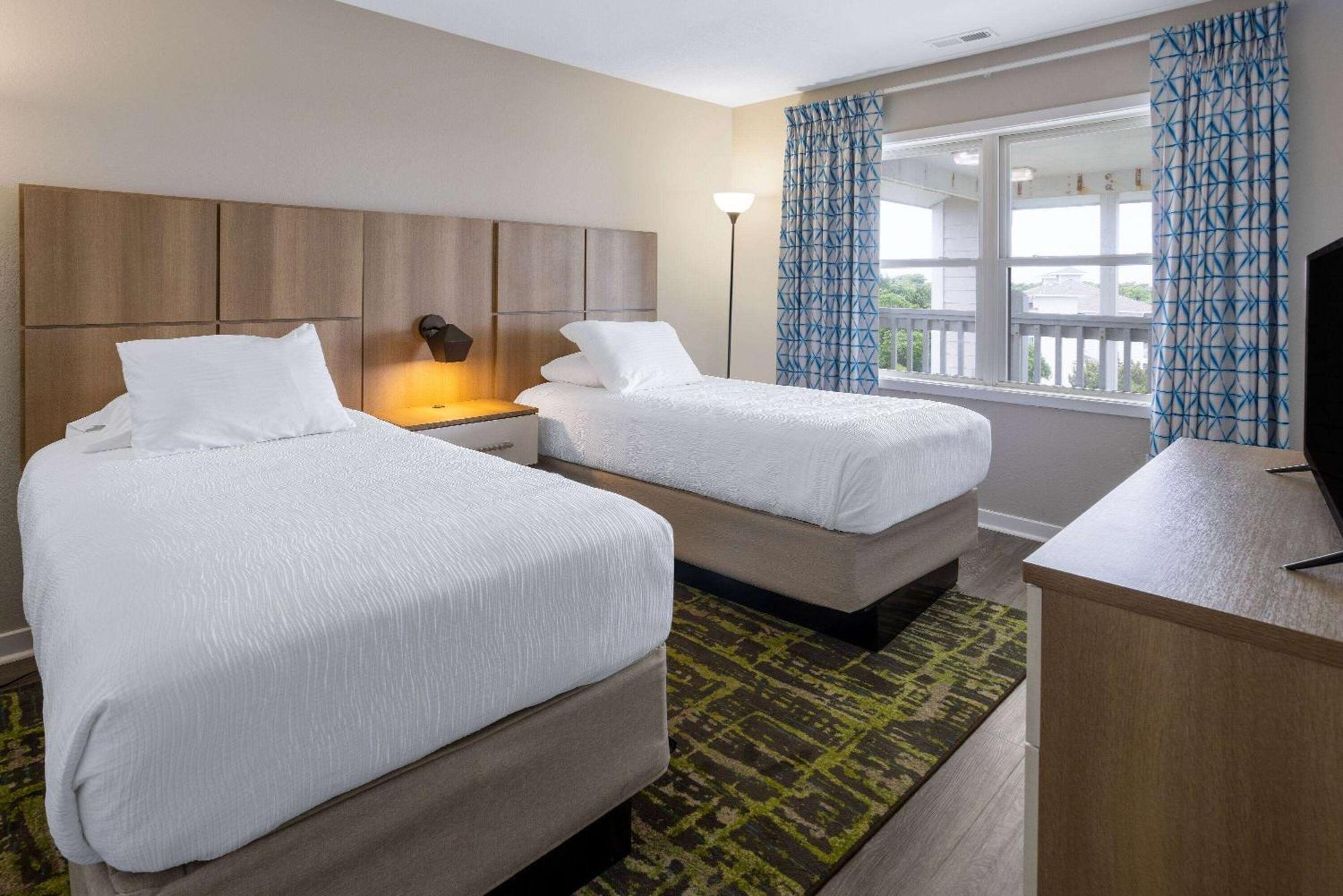Atlantic Beach Resort, A Ramada By Wyndham Exteriör bild
