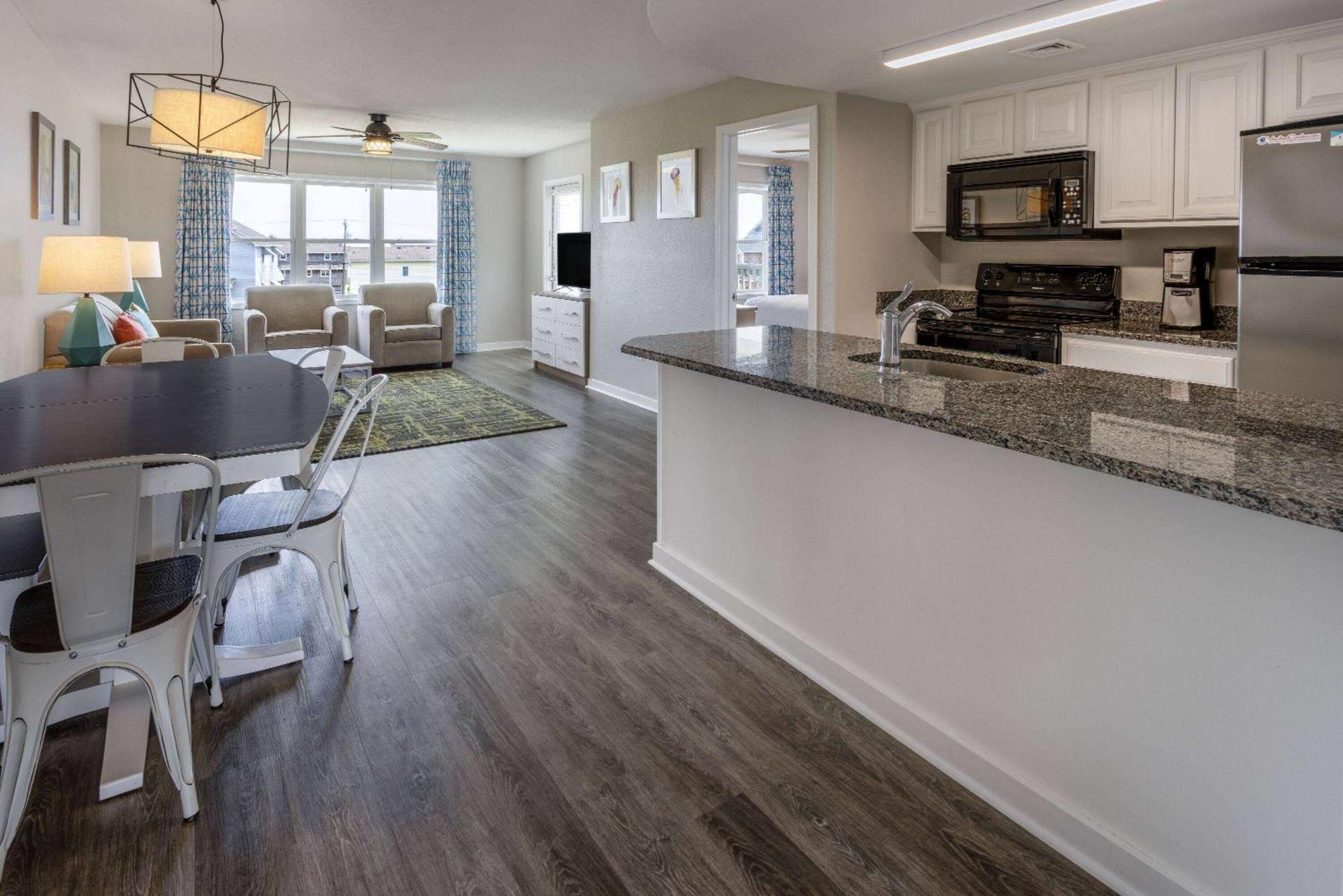 Atlantic Beach Resort, A Ramada By Wyndham Exteriör bild